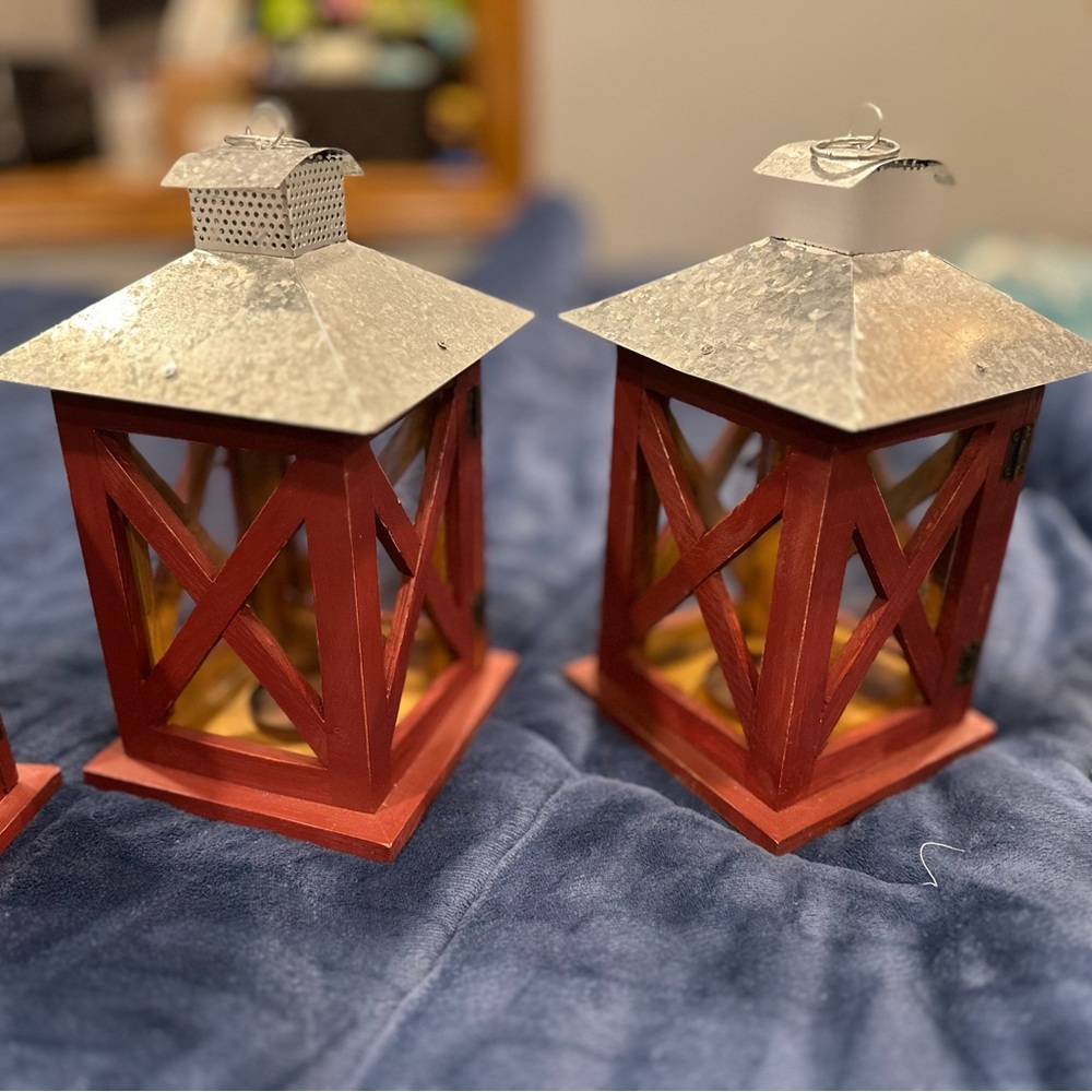 Rustic Red Lantern Set - Picture 3 of 10